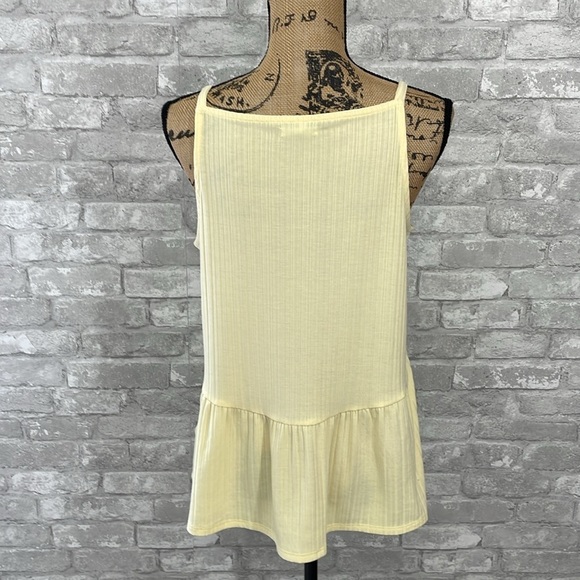 Maurices Yellow Solid Peplum Tank Top - Picture 3 of 5